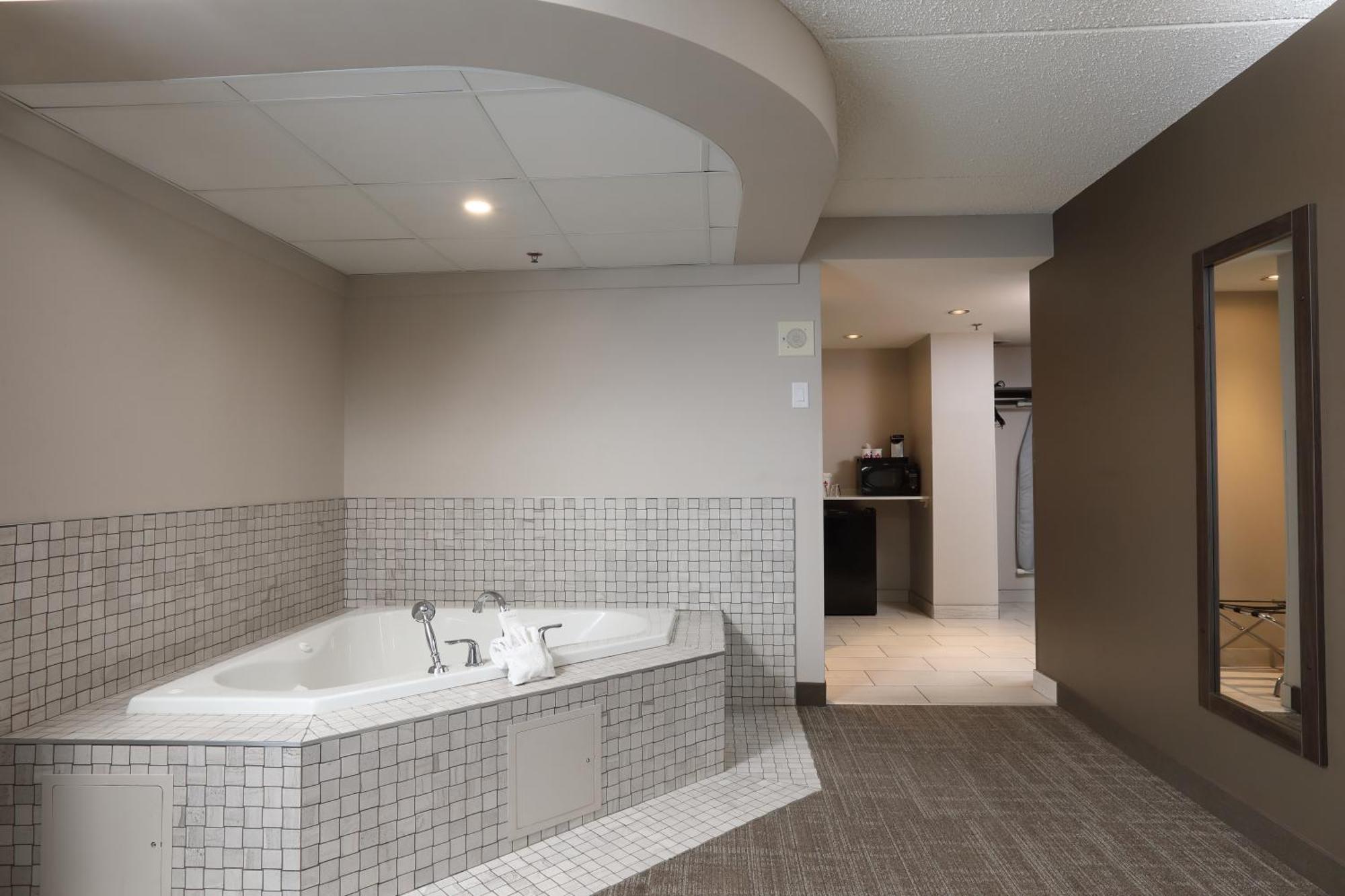 Canad Inns Destination Centre Brandon Ngoại thất bức ảnh
